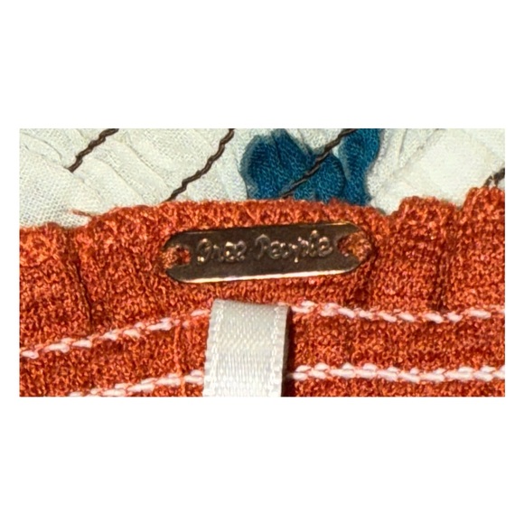 Free People - Chic Halter Top in Rust - Size Medium - Picture 6 of 11